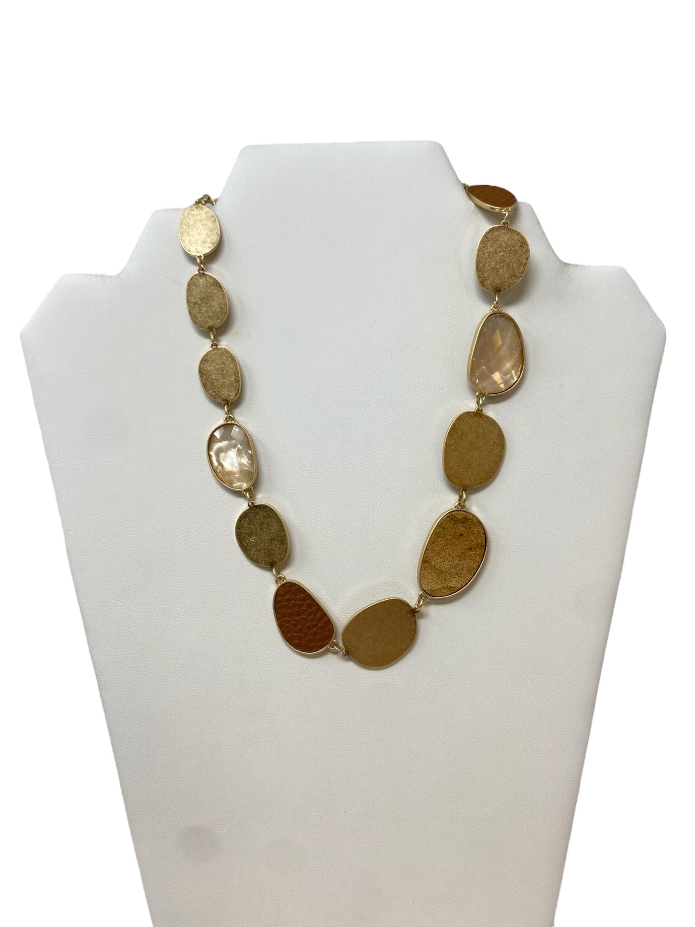 ana Gold Necklace