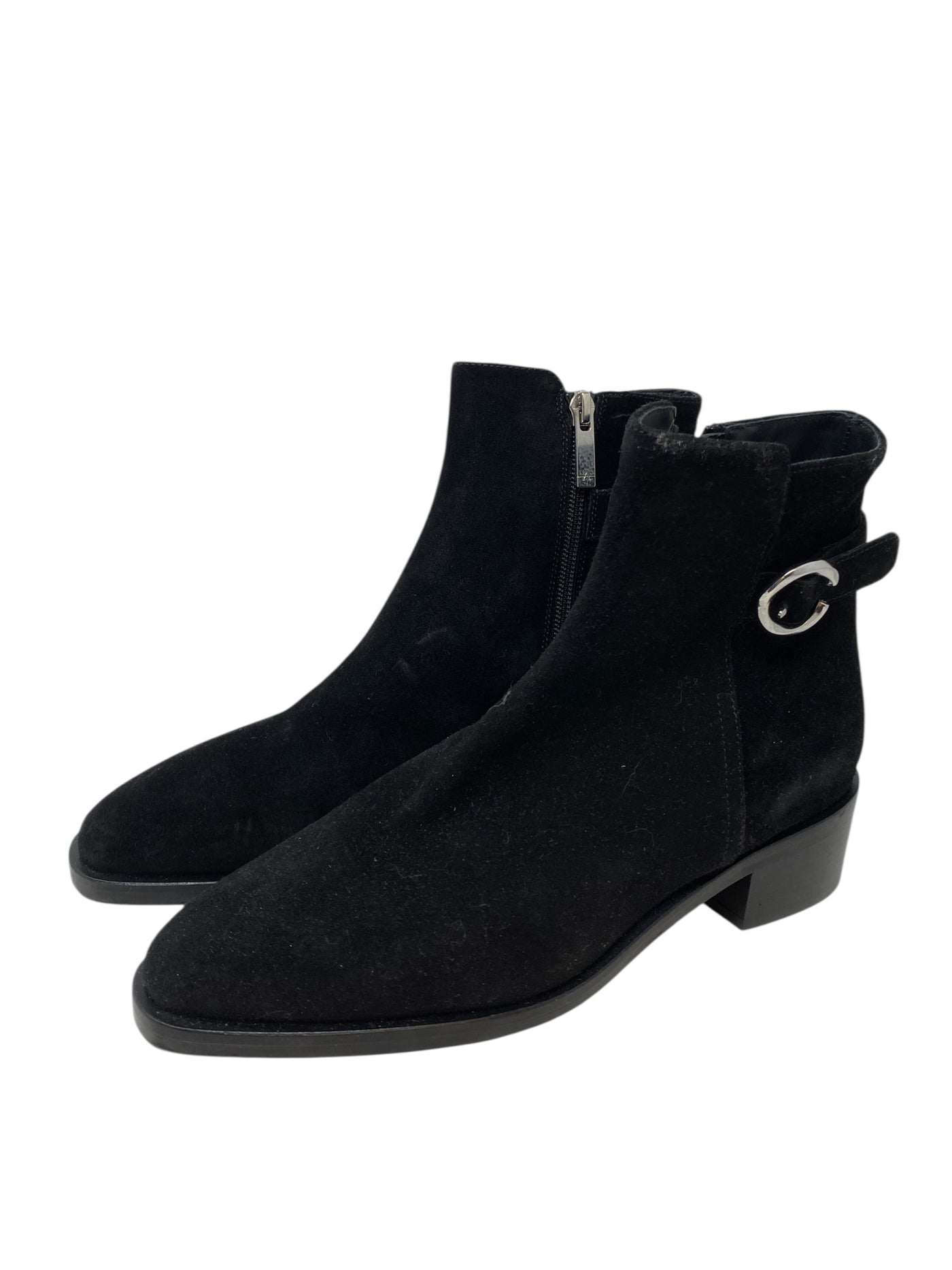 It's SO You Boutique Women Size 8 Black Wedge