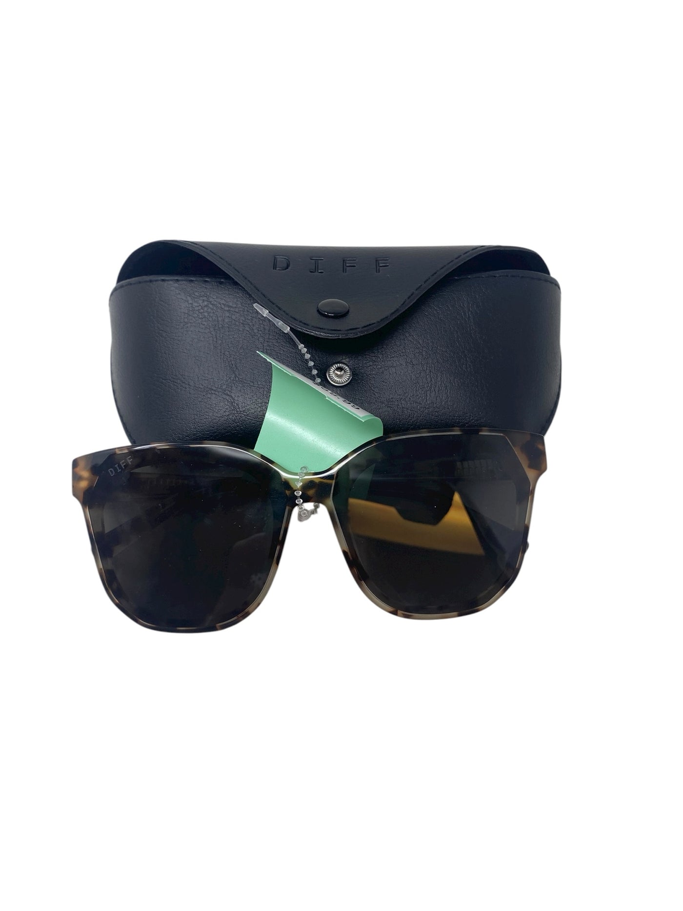 It's SO You Boutique Animal Print Sunglasses