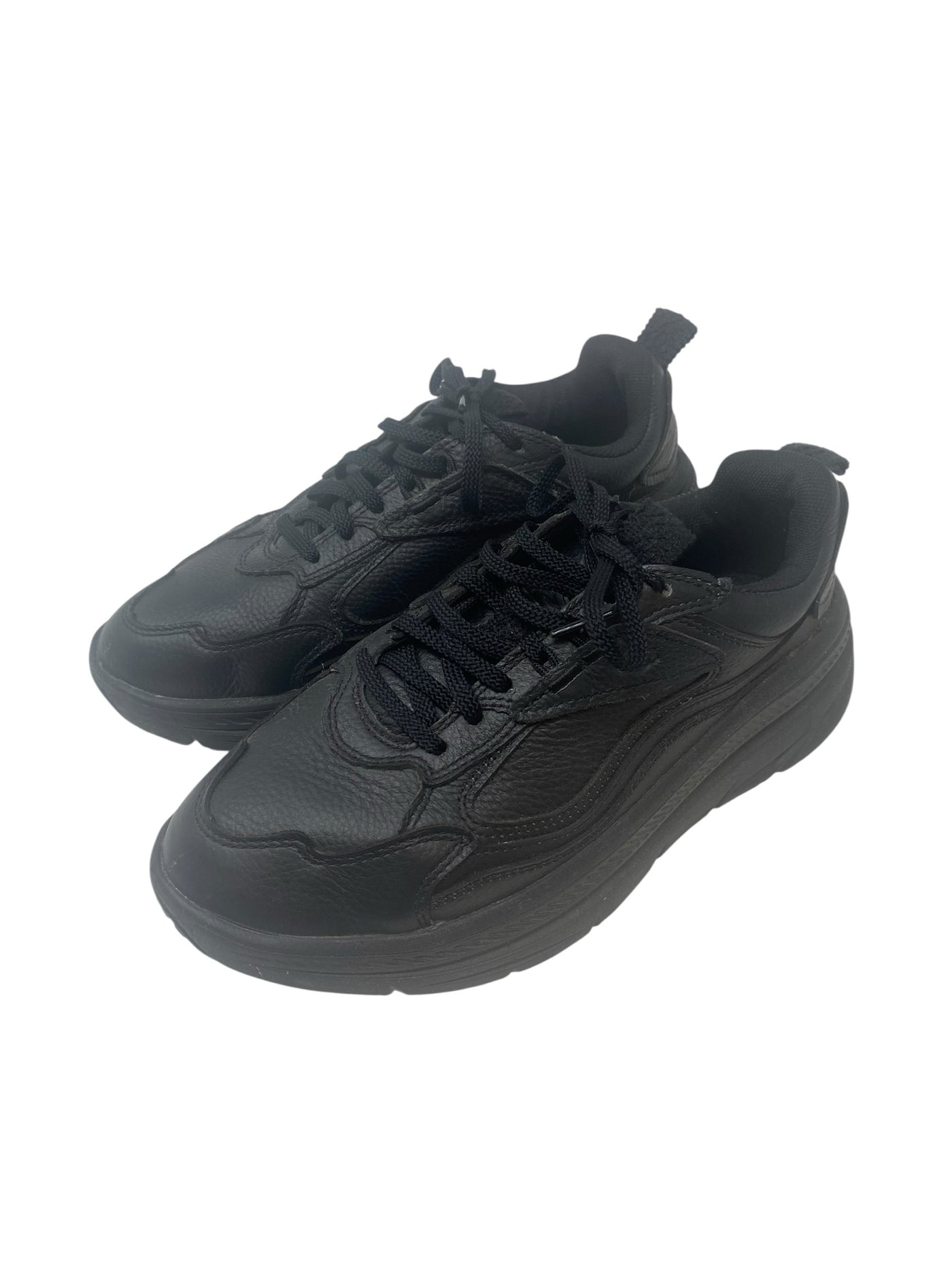 Ugg Women Size 7.5 Black Athletic