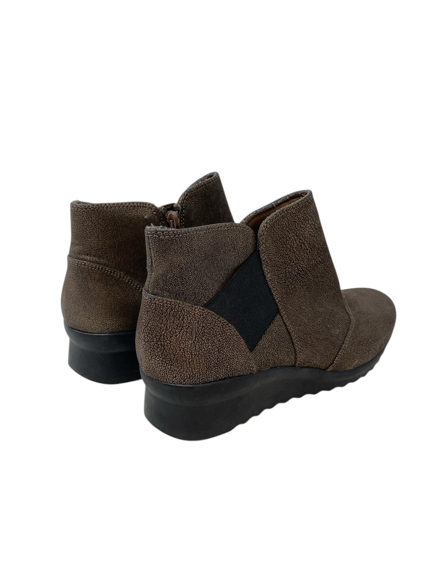 Clarks Women Size 10 Brown Booties