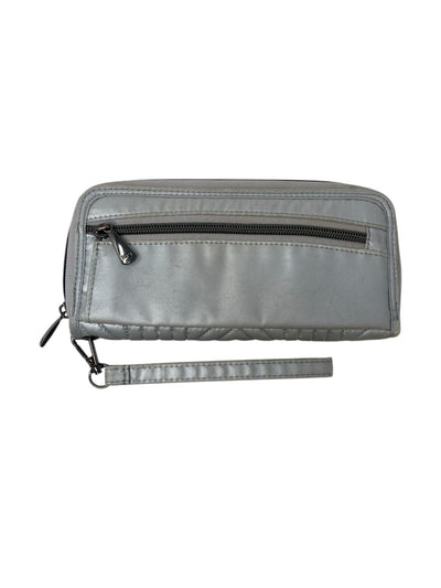 Lug Grey Wristlet